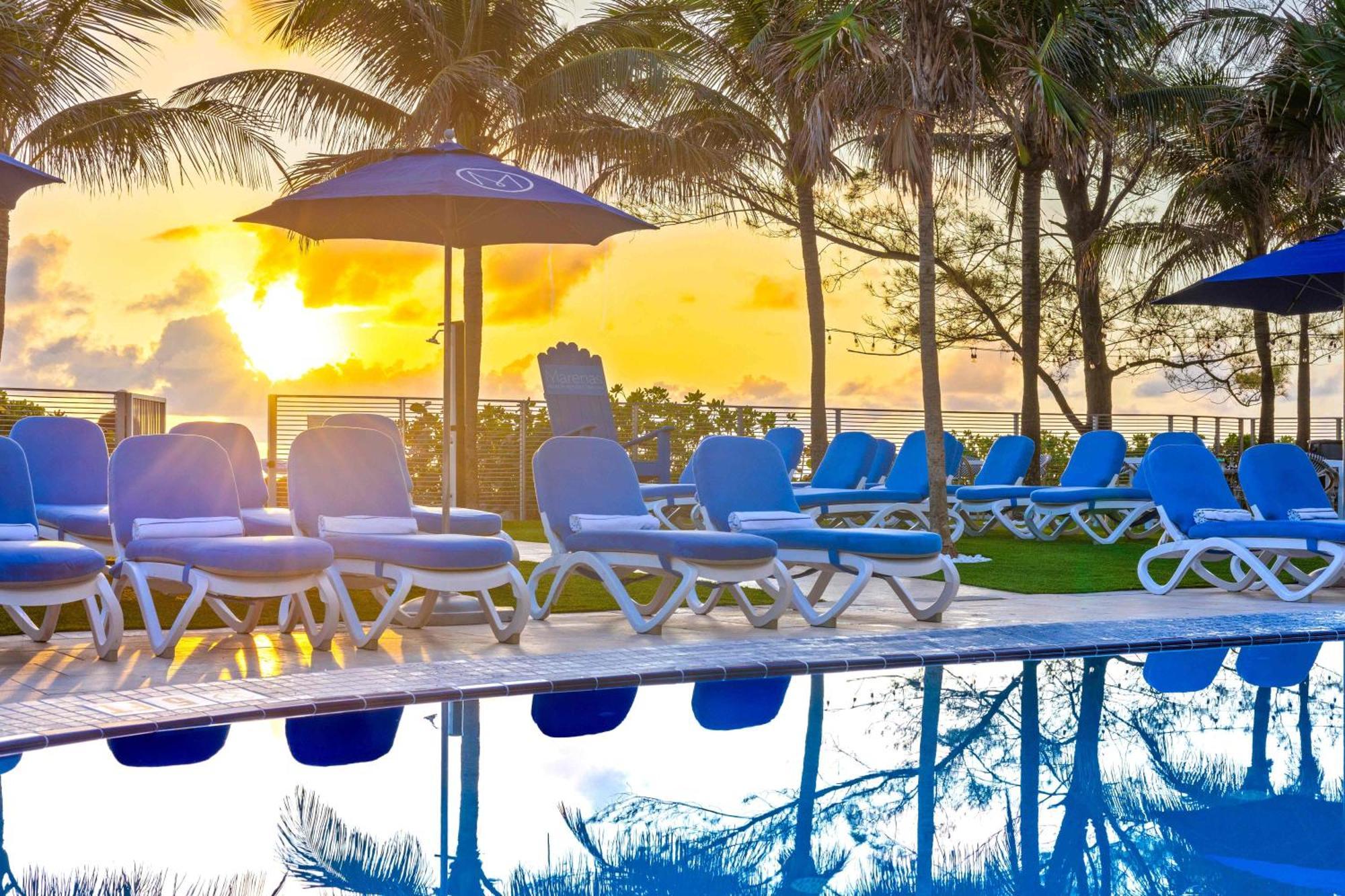 Marenas Beach Resort Санні-Айлс-Біч Екстер'єр фото