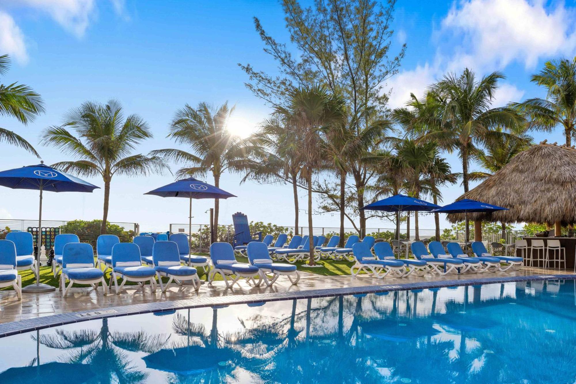 Marenas Beach Resort Санні-Айлс-Біч Екстер'єр фото